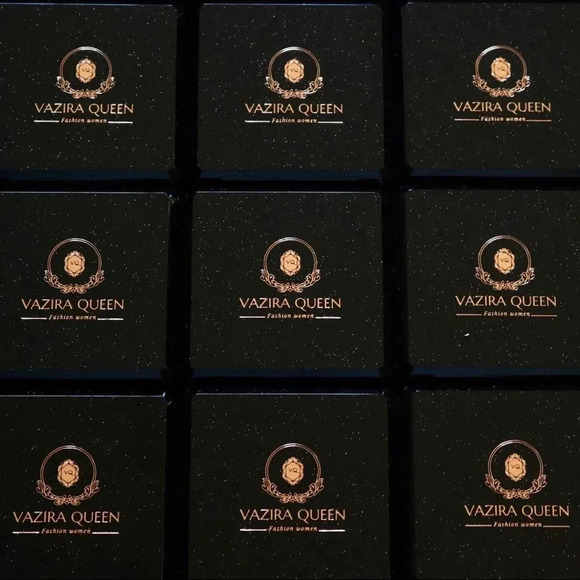 VQ Diamond Shape Brooch - Picture 4 of 4